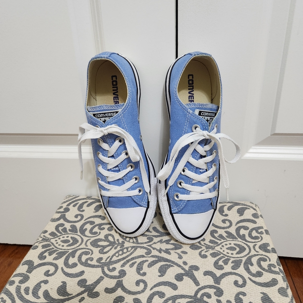 Converse Chuck Taylor All Stars Womenâs Light Blue Menâs 6 Womenâs 8 Low Top - Picture 4 of 6